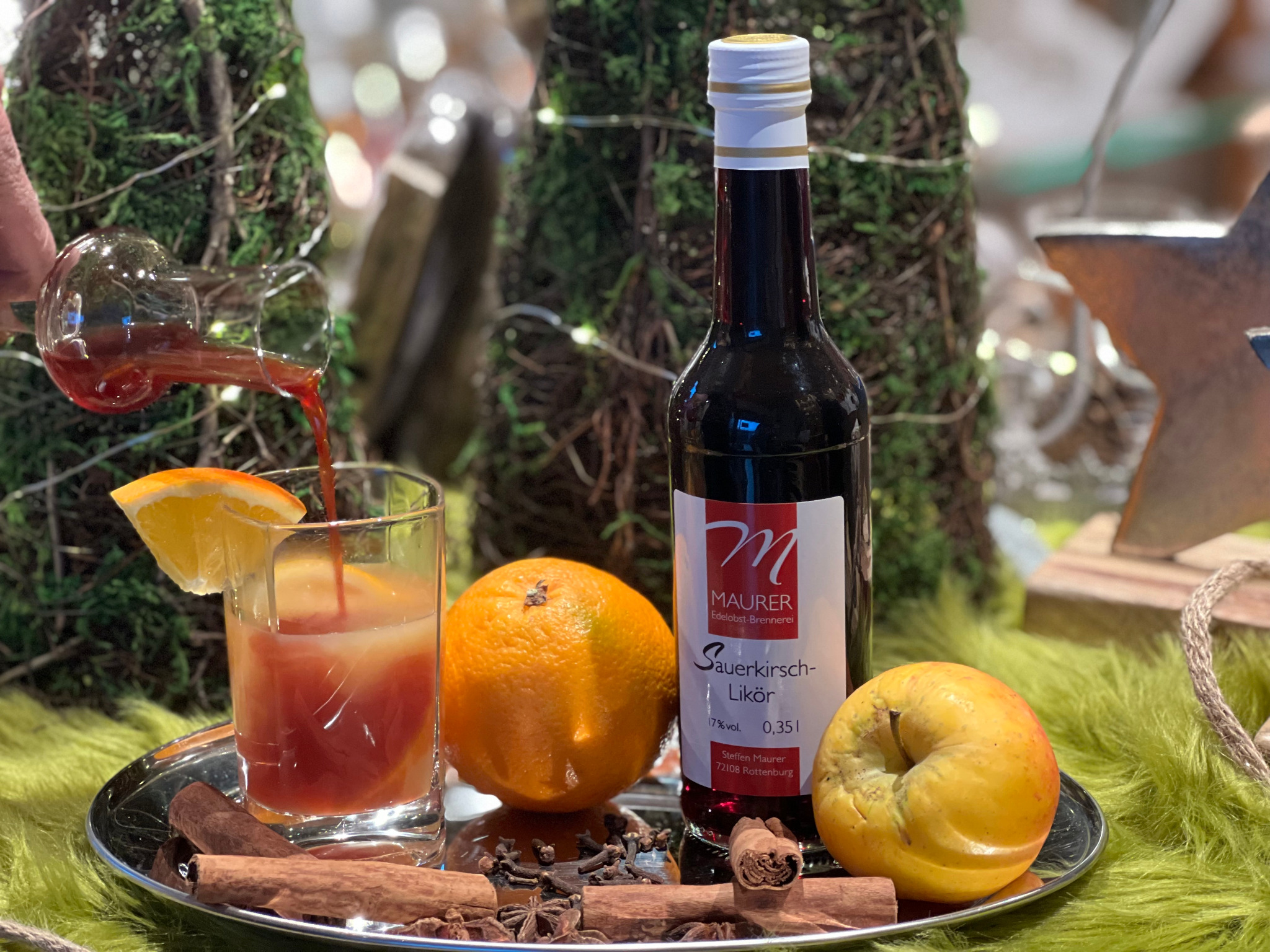 Cocktailkreationen Winterpunsch Sauerkirsch